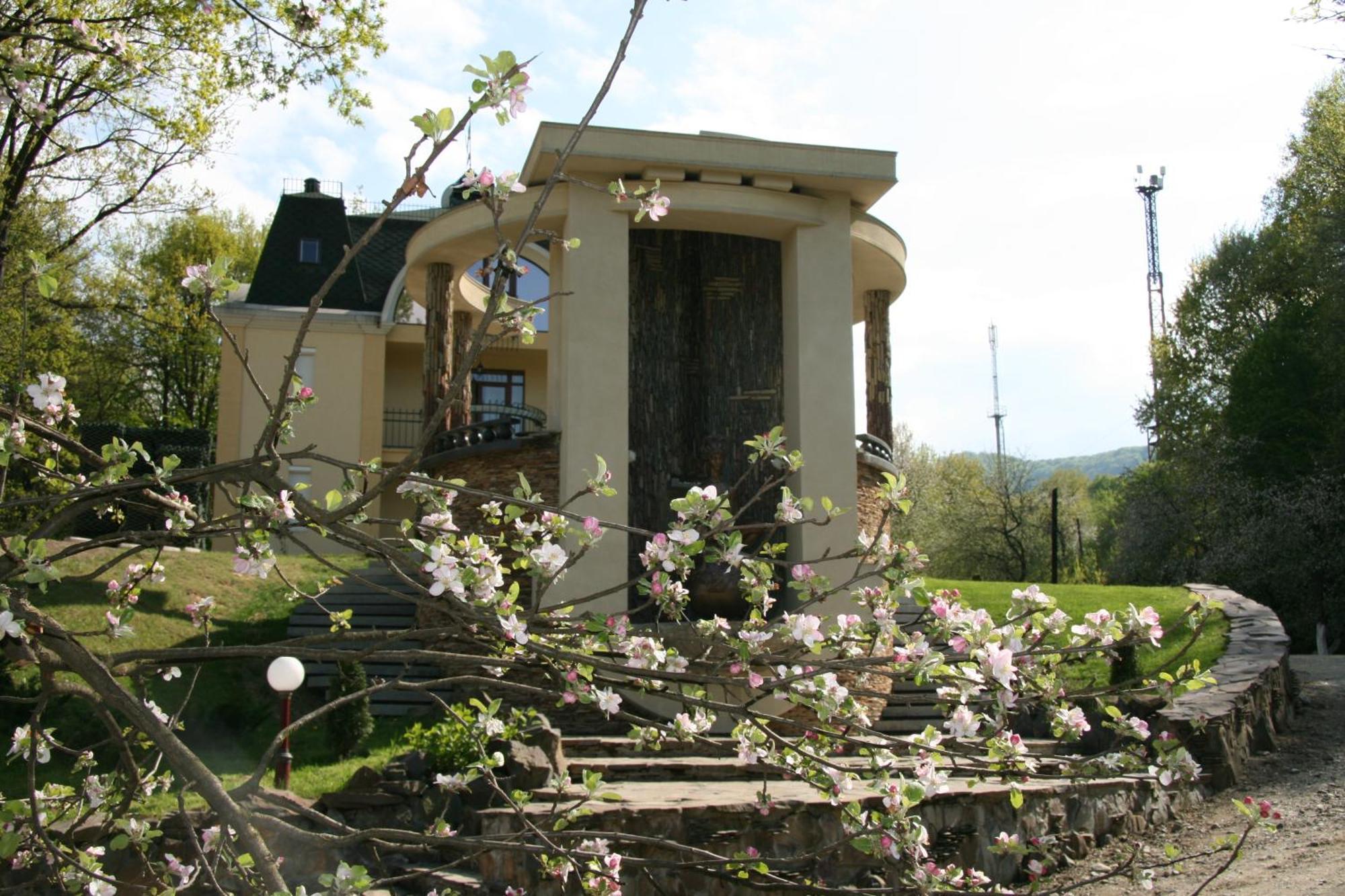 Vognjana Salamandra Shayan Exterior foto